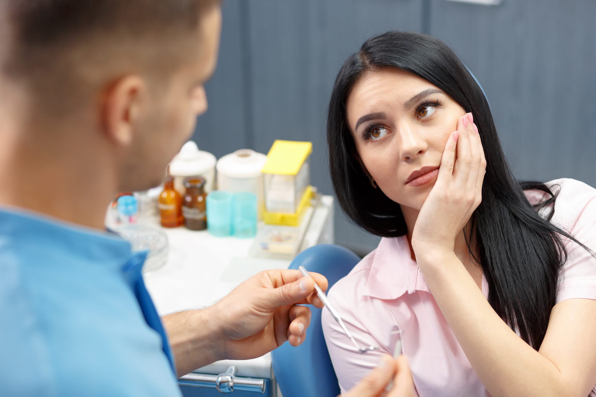 Read more about the article Pediatric vs Family Dentist: What Are the Differences?