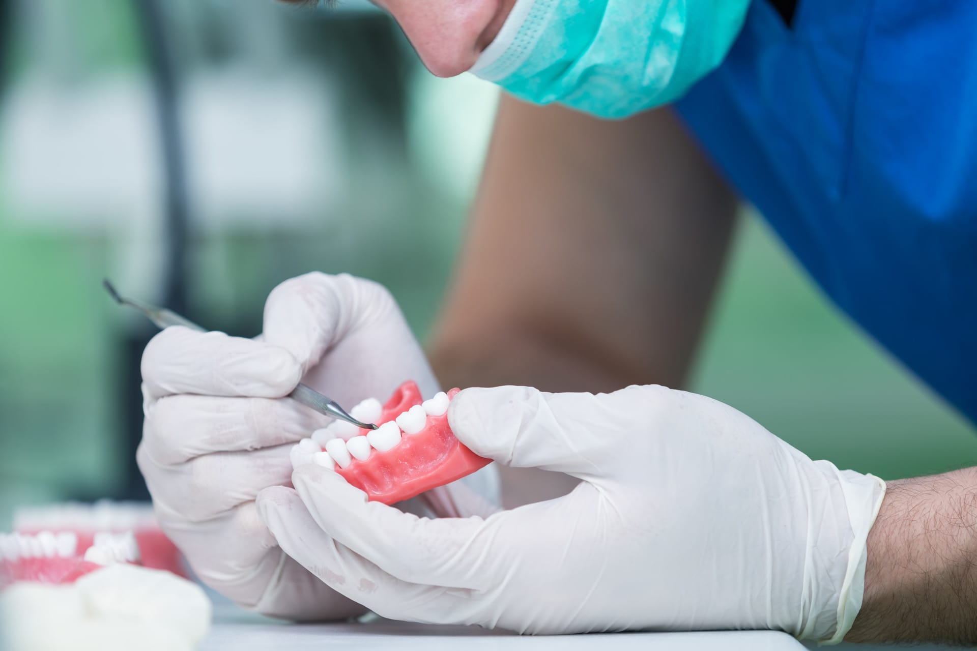 Read more about the article The Amazing Benefits of Dentures