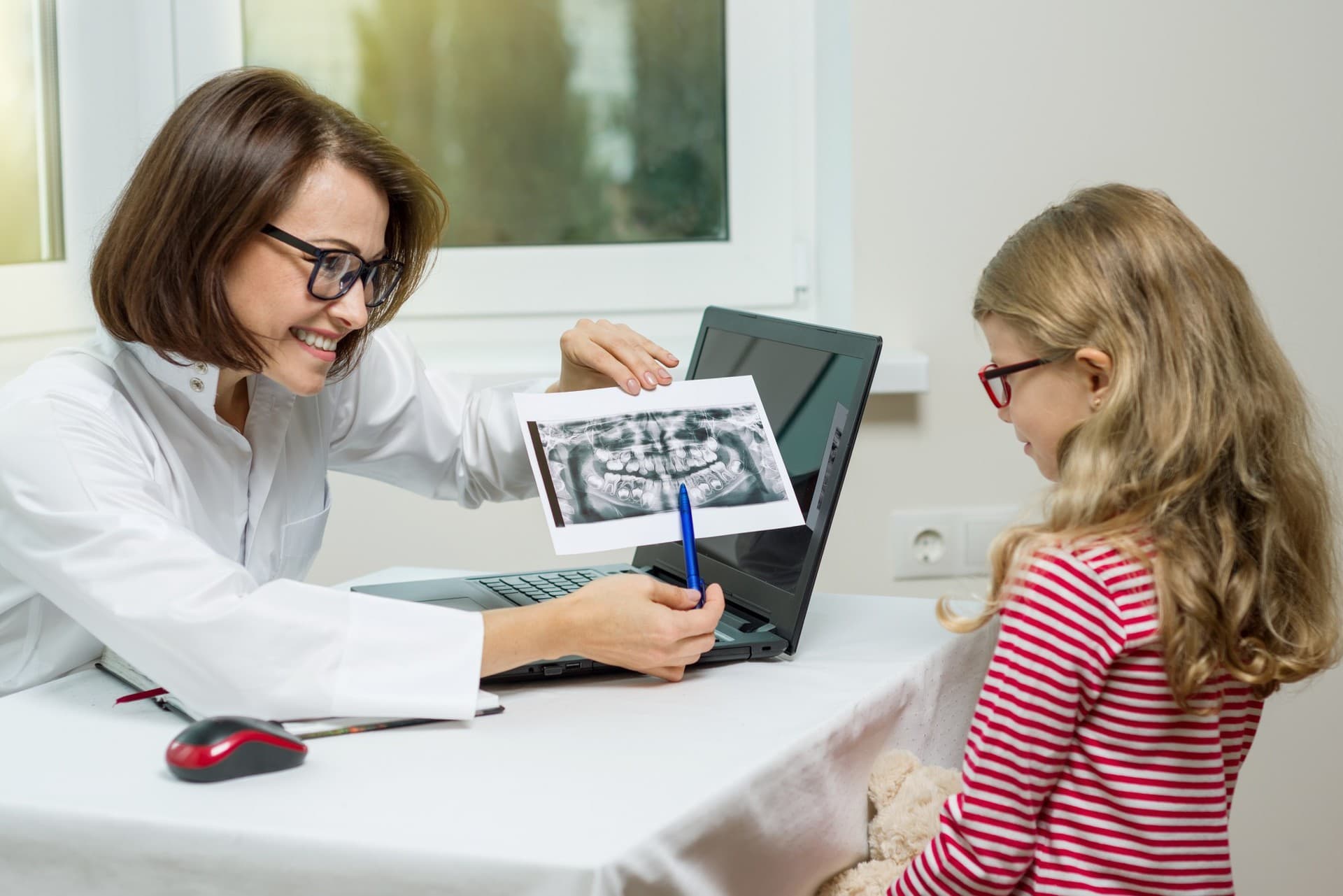 Read more about the article 3 Dental Care Tips For Kids